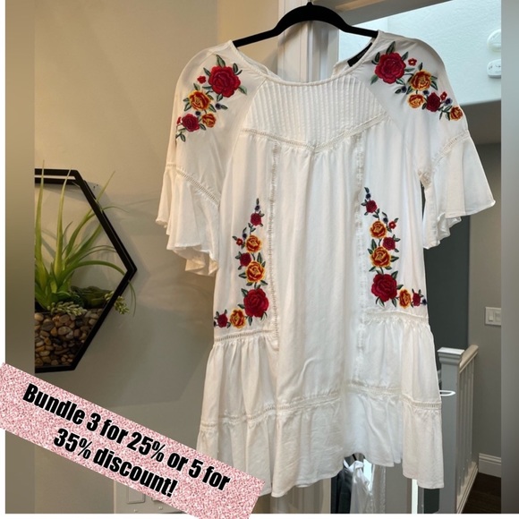 Dress - Picture 1 of 6